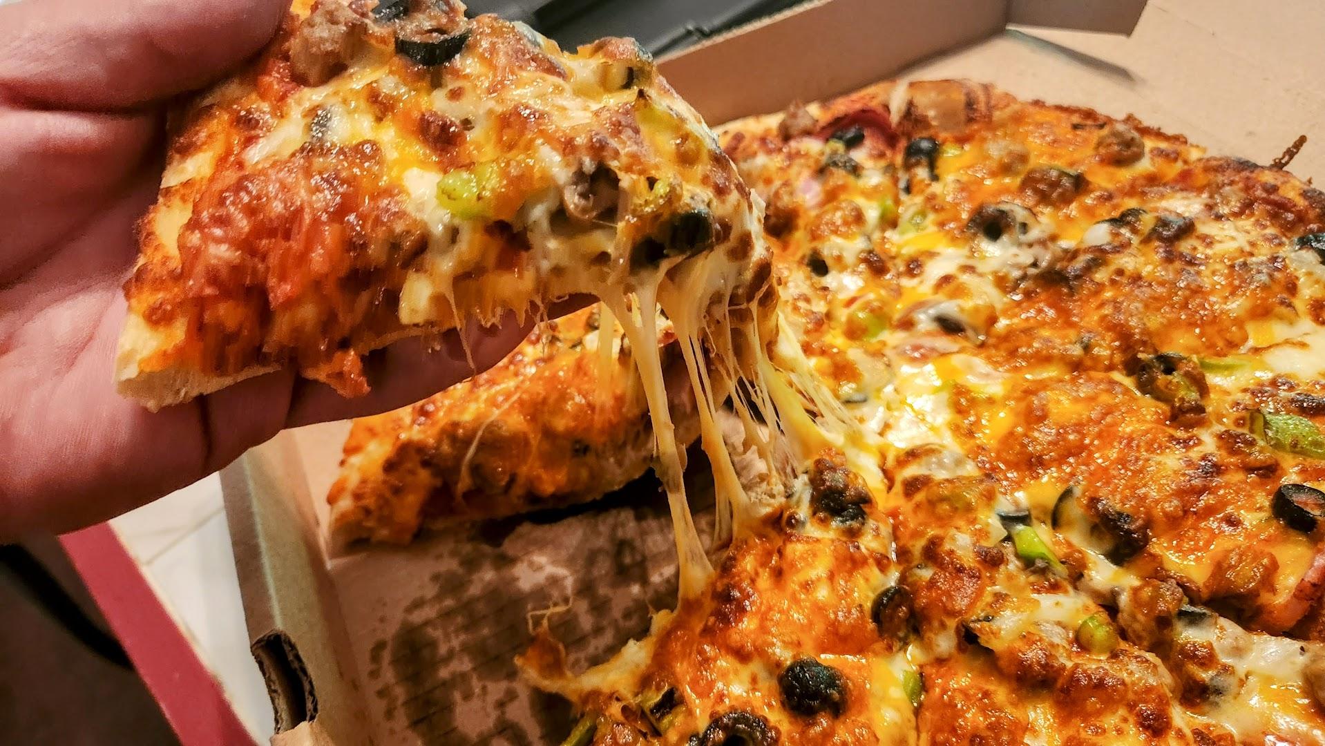 ANNIE'S PIZZA